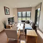 Bright In Braddon! 1 Bd 1Bth Apt