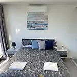 Splendid 2Bd 1Bth 1Csp Apt - Superb Cbd Location
