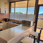 Tuggeranong Short Stay #08C - Sleeps 6