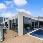 Canberra City - Parking - Self Check-In - Pool