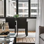 Modern Luxurious Unit In The Heart Of Dickson