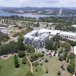 Cosy 2Br At Convention Centre
