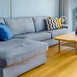 Cosy Apartment With Study In Central Braddon