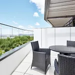 Meriton Suites Canberra