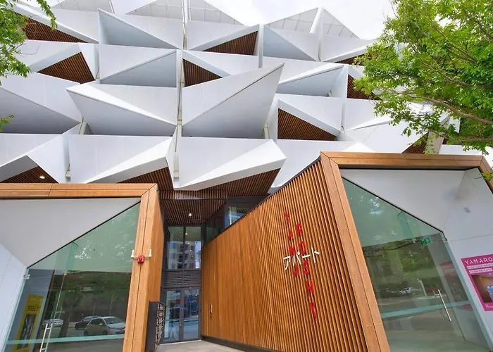 Beautiful Braddon 1 Bed Abode