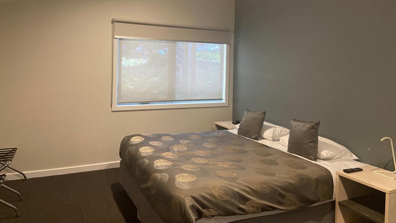 Lodge Leumeah Canberra