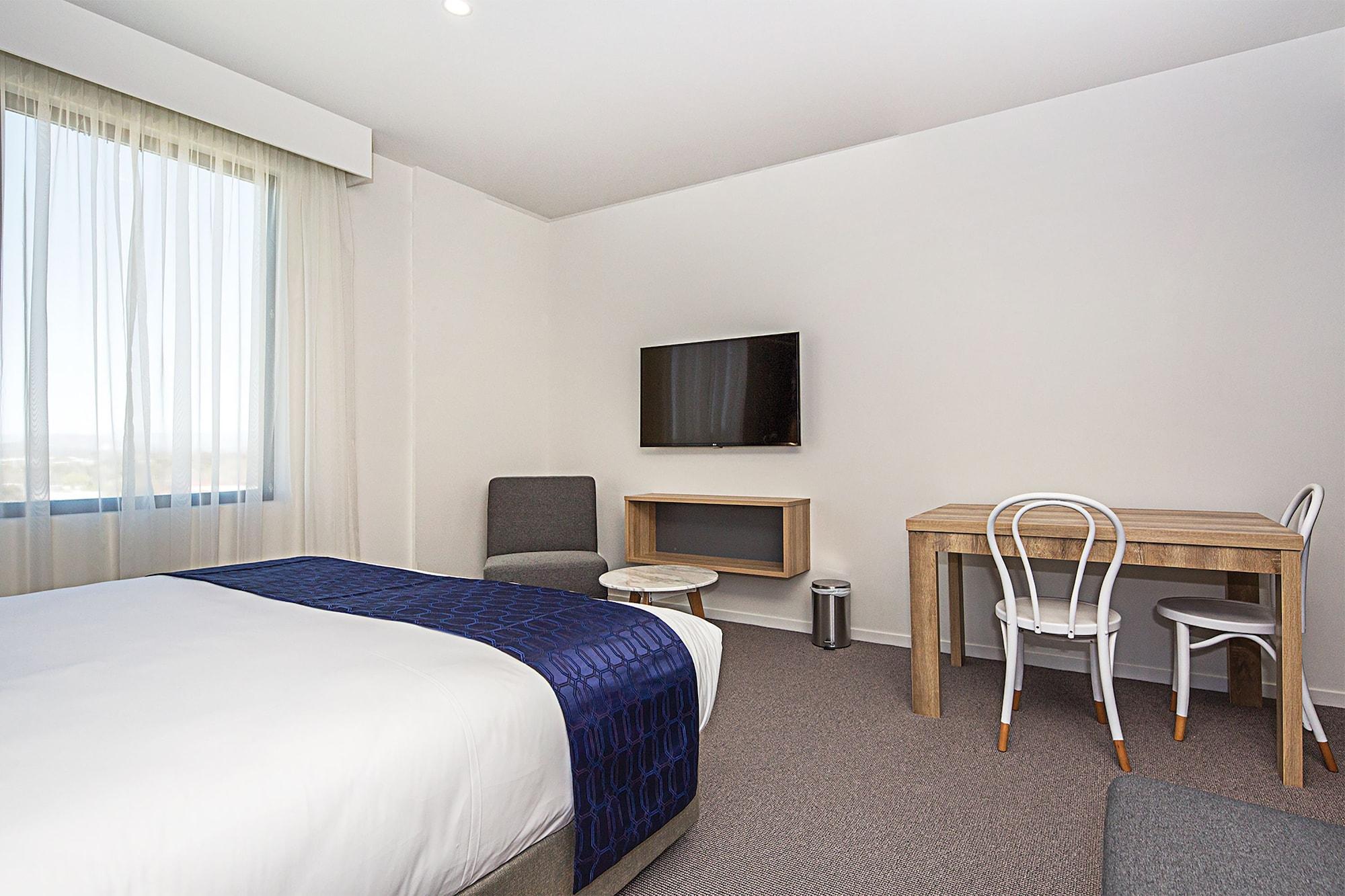 Hotel Mantra Macarthur Canberra
