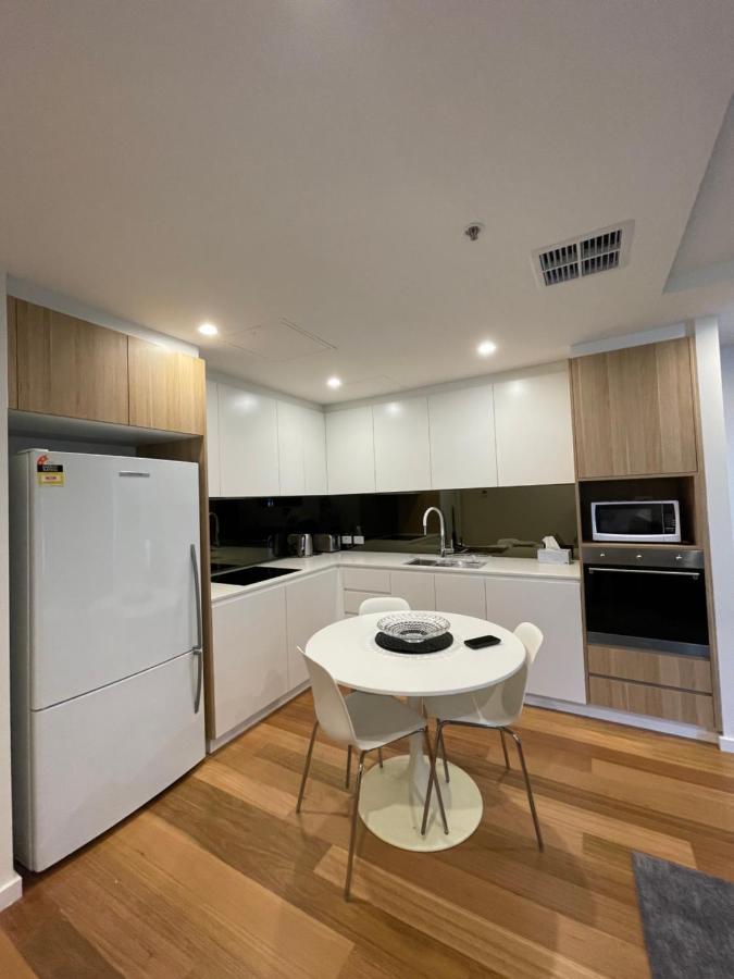 Lovely 1 Bedroom + Free Parking * Canberra