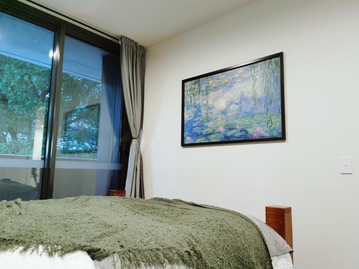 Brand New Luxe Sol Cbd One Bedroom *