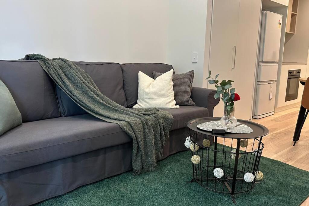 Apartment Brand New Luxe Sol Cbd One Bedroom Canberra