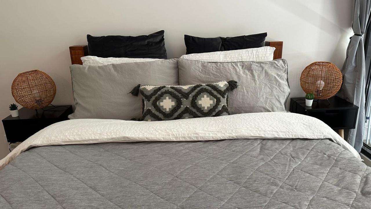 Apartment Brand New Luxe Sol Cbd One Bedroom Canberra