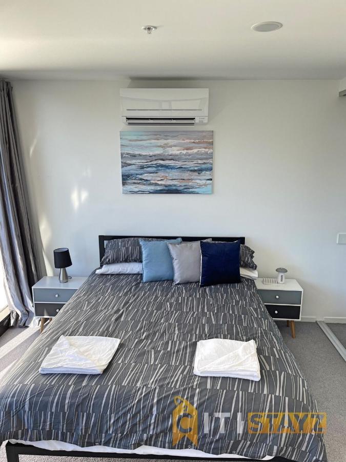 Apartment Splendid 2bd 1bth 1csp - Superb Cbd Location *