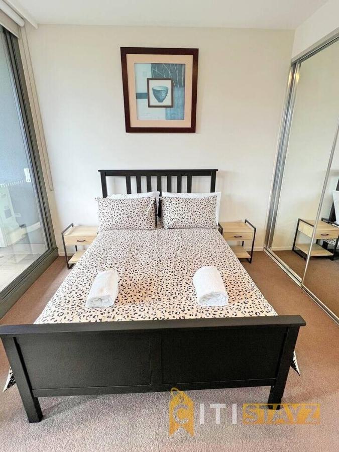 Bright In Braddon! 1 Bd 1bth * Canberra