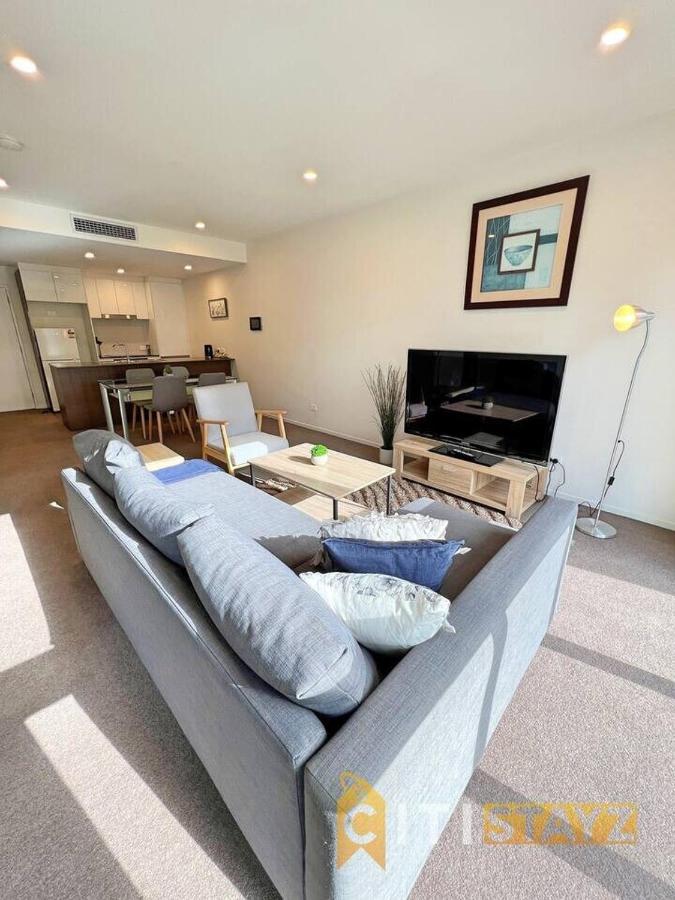 Bright In Braddon! 1 Bd 1bth