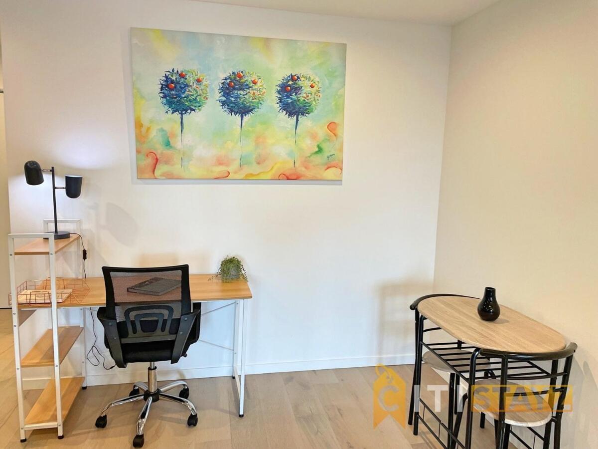 Lavish & Oversized 1 Bd 1bth - Centre Of The Cbd