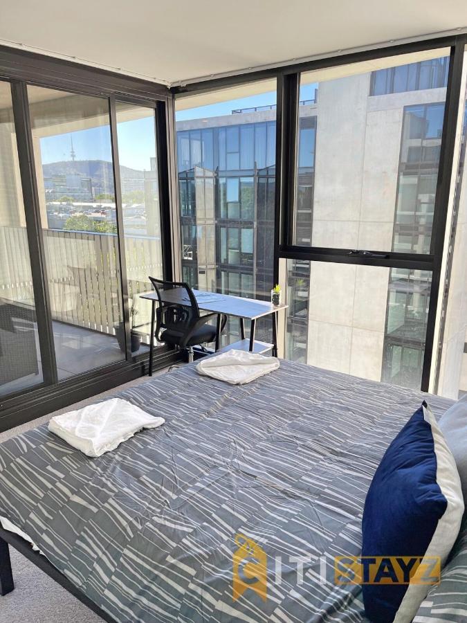 Apartment Splendid 2bd 1bth 1csp - Superb Cbd Location *