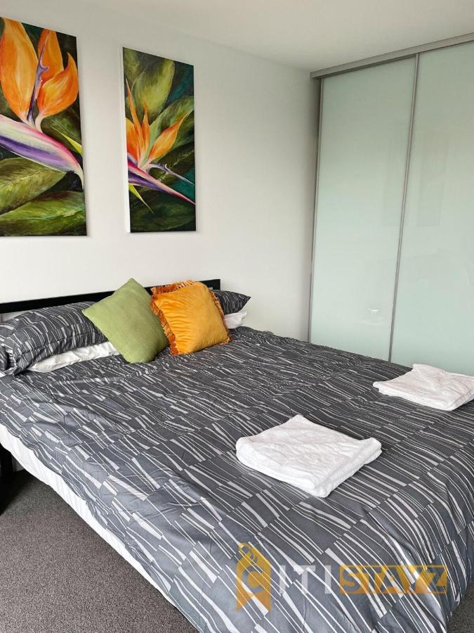 Apartment Lavish & Oversized 1 Bd 1bth - Centre Of The Cbd *