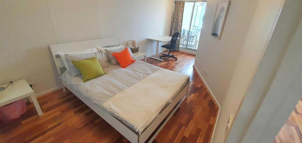 Apartment Dana-central With Mount Ainslie Views