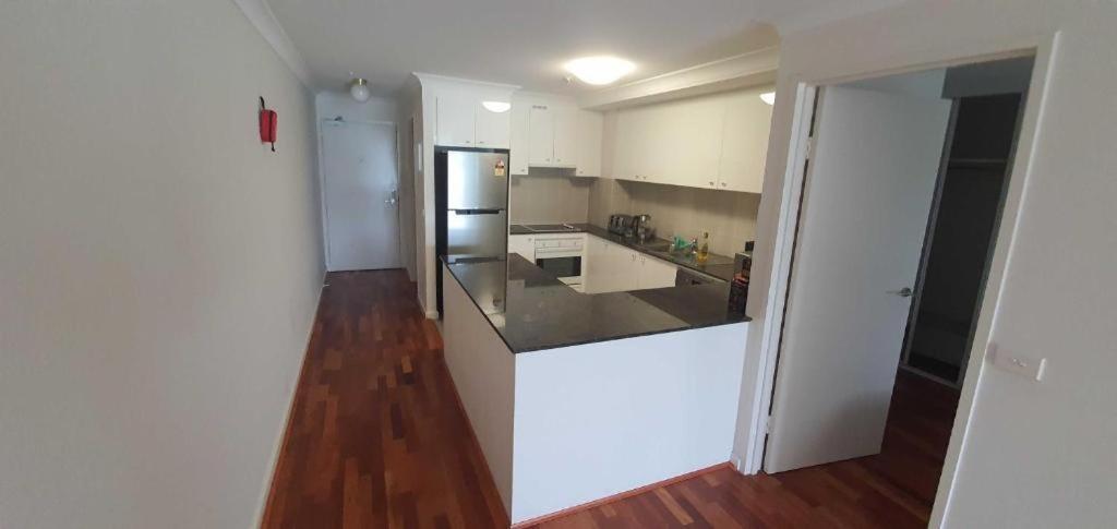 Apartment Dana-central With Mount Ainslie Views Canberra