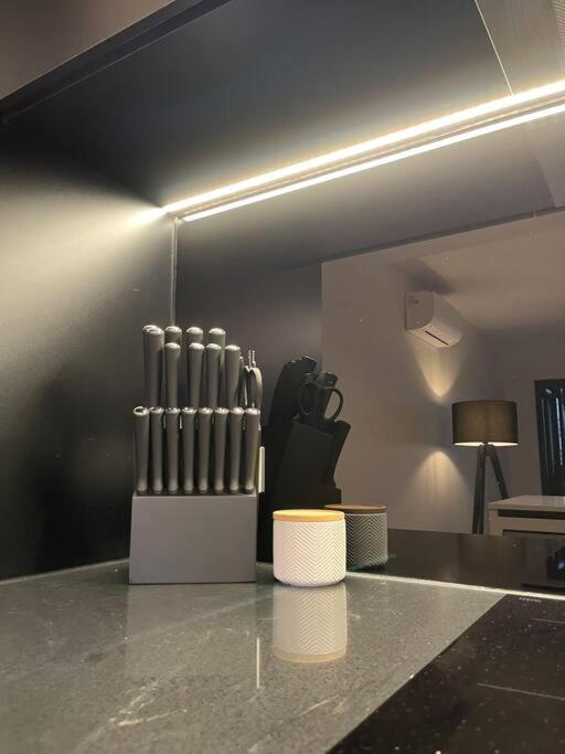 Modern Luxurious Unit In The Heart Of Dickson Apartment Canberra