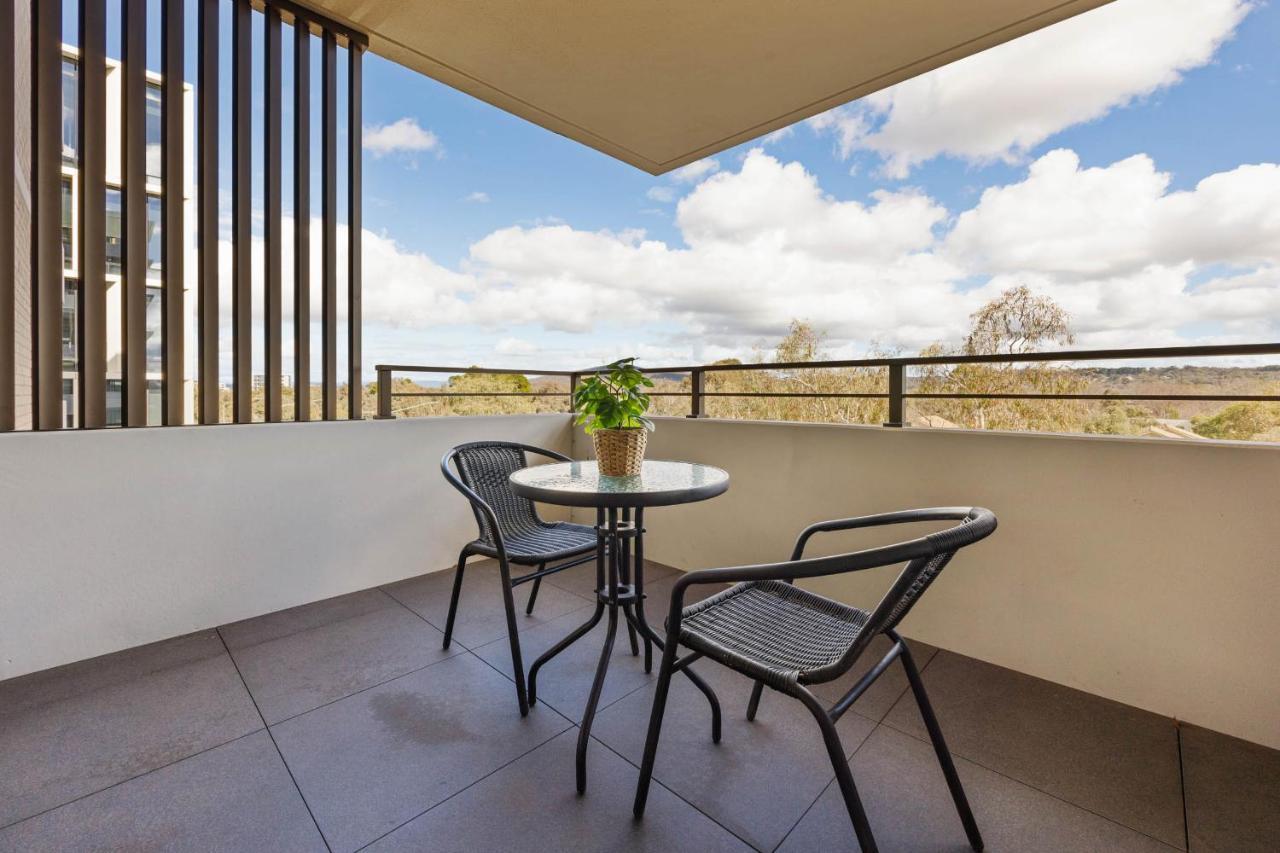 Apartment Spacious & Open 2 Bd 2bth Unit In *