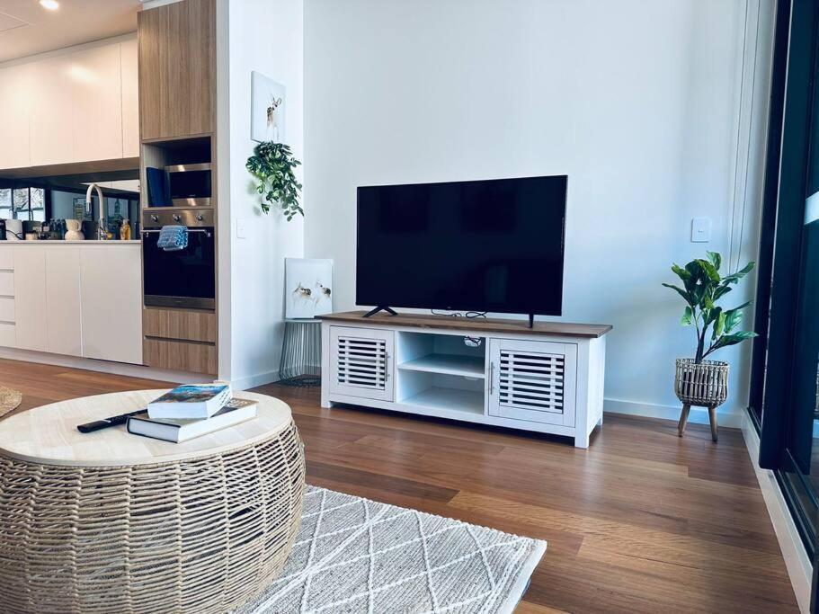 Apartment Garden View 1bd @cbd Free Parking *