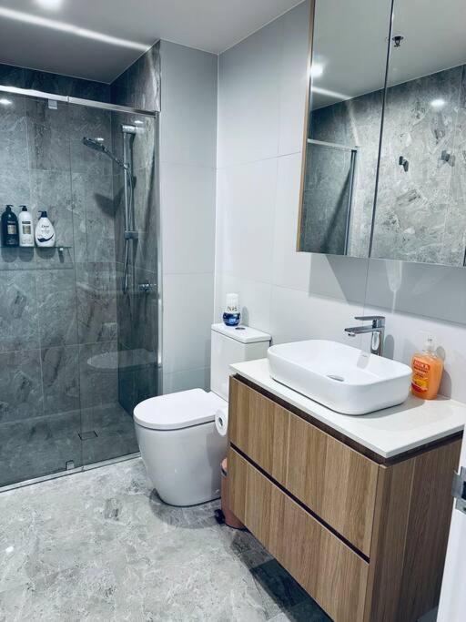 Garden View 1bd @cbd Free Parking Canberra