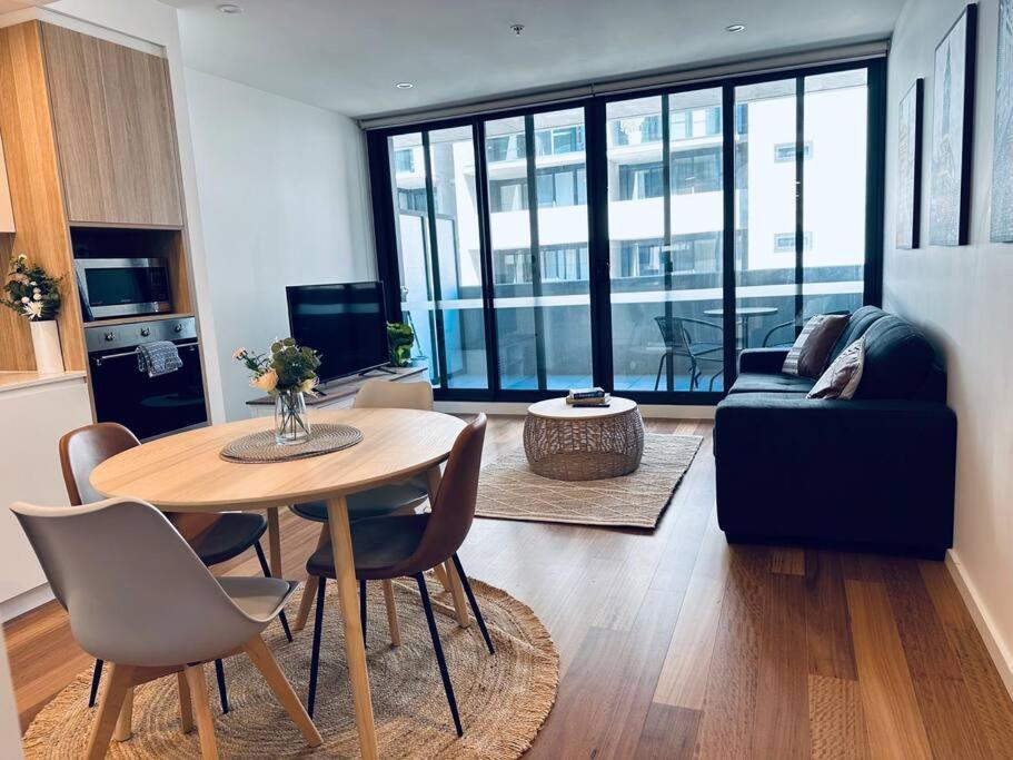 Apartment Garden View 1bd @cbd Free Parking *