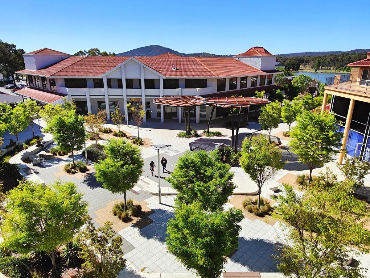 Apartment Tuggeranong Short #08c - Sleeps 6