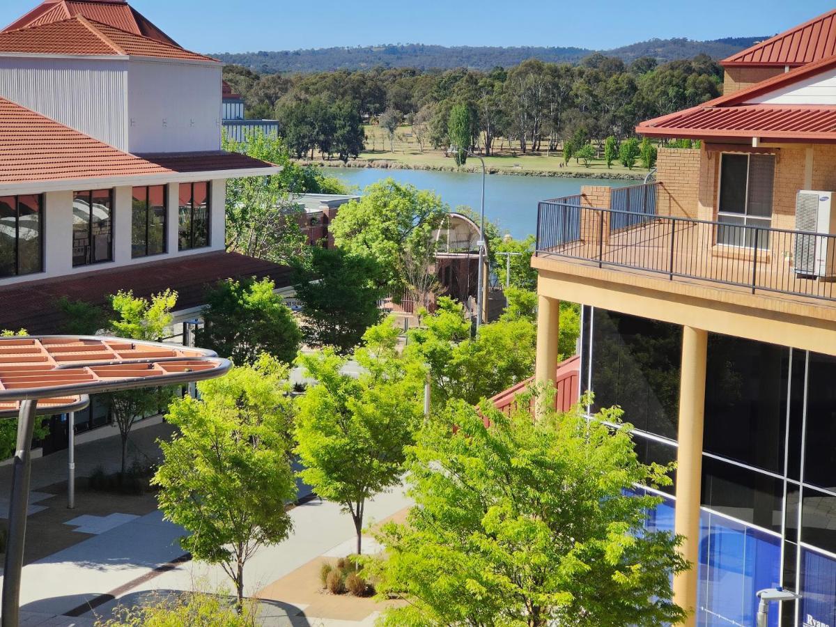 Apartment Tuggeranong Short #08c - Sleeps 6