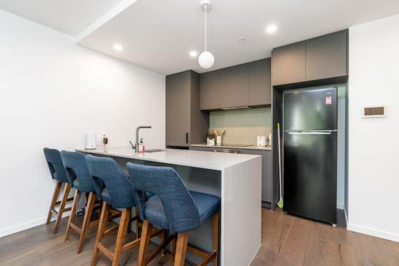 Metropol 3 • Comfy• Luxury• • Free Parking Apartment