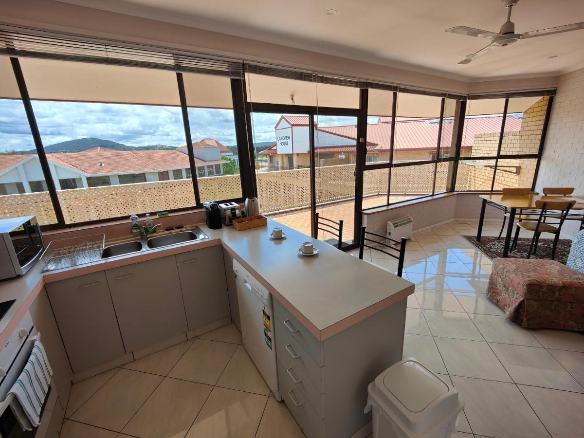 Apartment Tuggeranong Short #08c - Sleeps 6 *