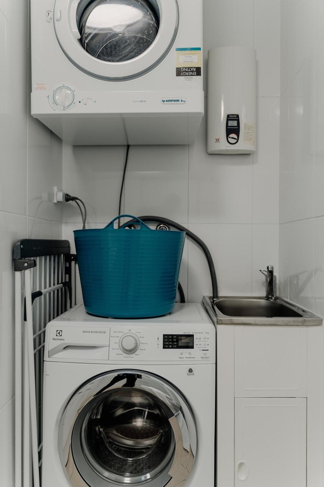 Peaceful 1-bed Close To Lonsdale St