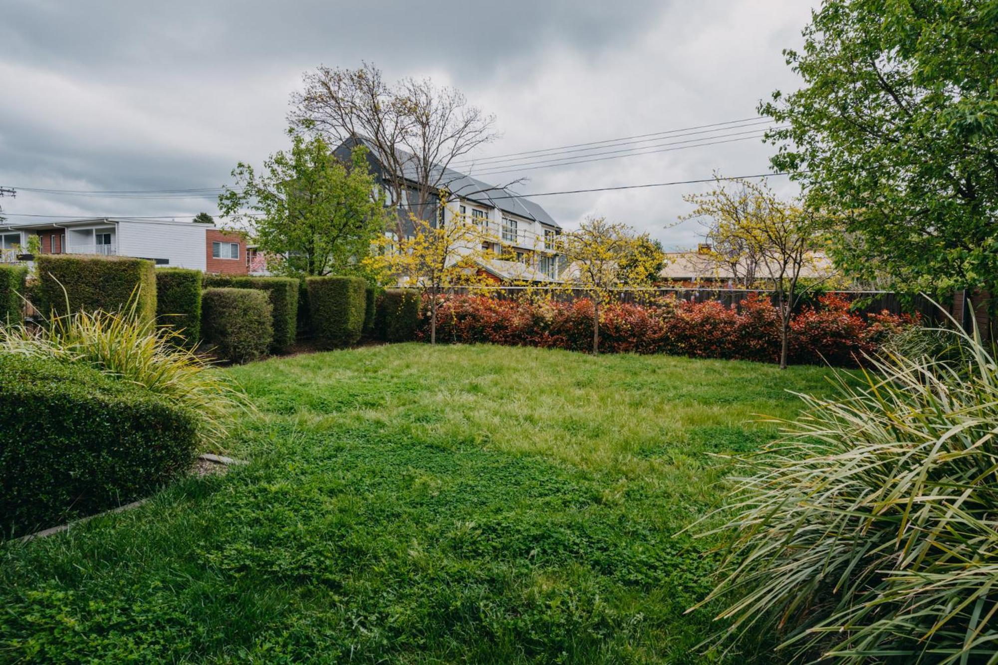 Peaceful 1-bed Close To Lonsdale St Canberra