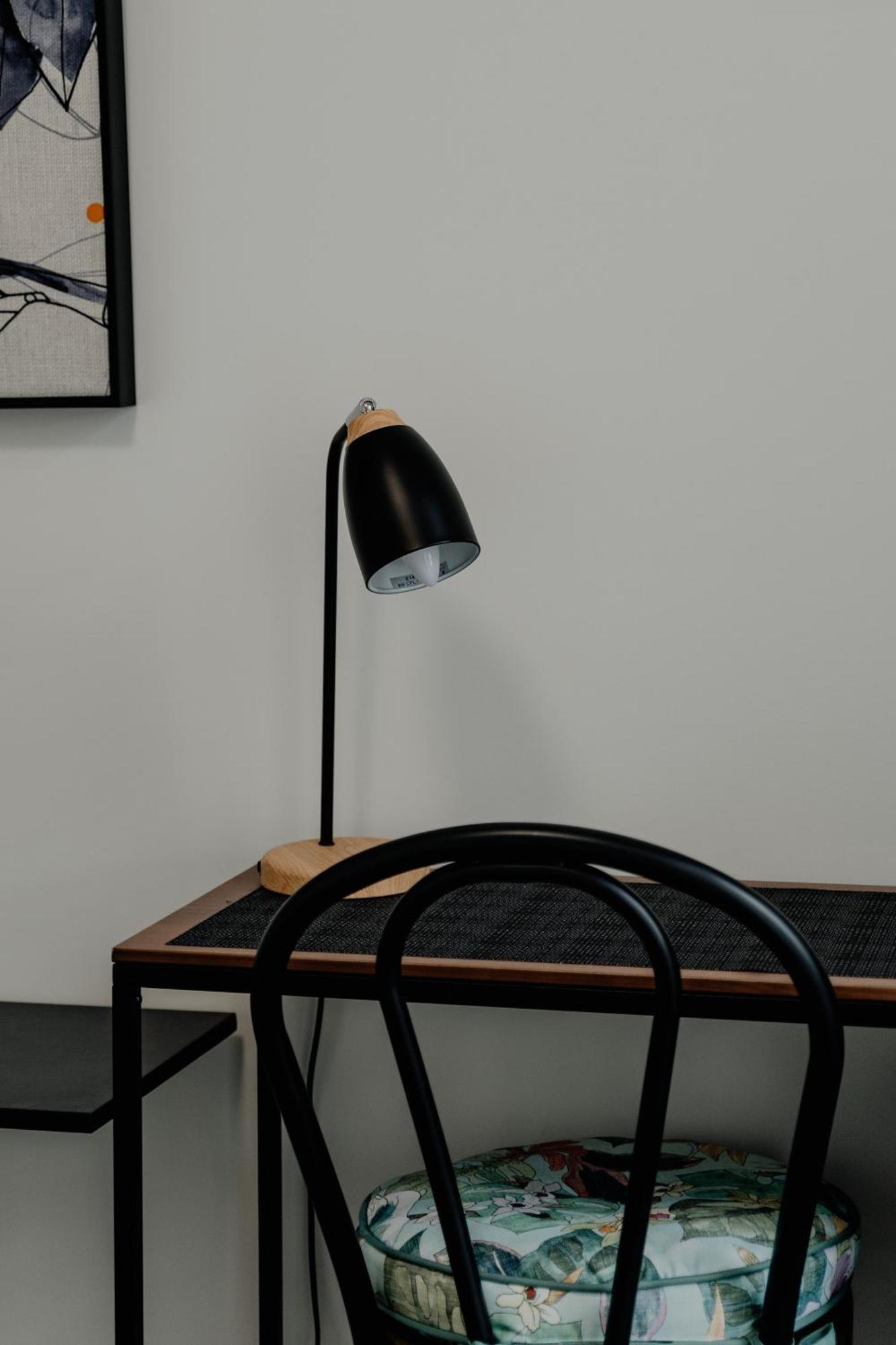 Peaceful 1-bed Close To Lonsdale St * Canberra