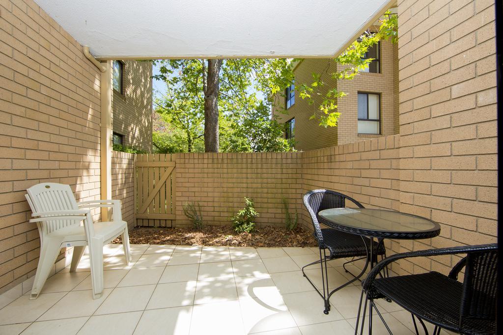 Accommodate - Kingston Court Apartment *