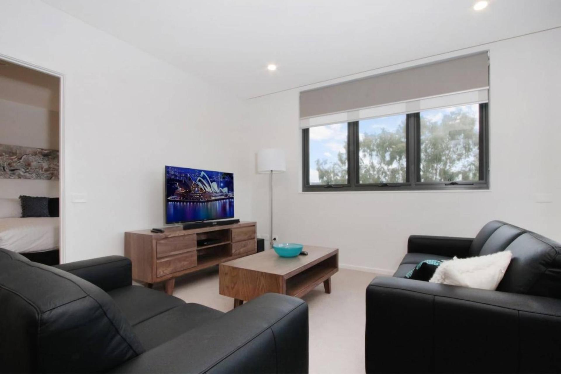 Iq Smart Apartments 704 Braddon Act *