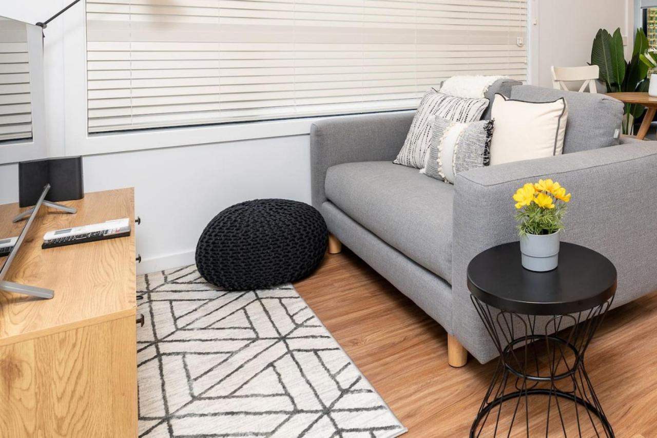 Cosy 1 Bedroom Unit In Ainslie * Canberra