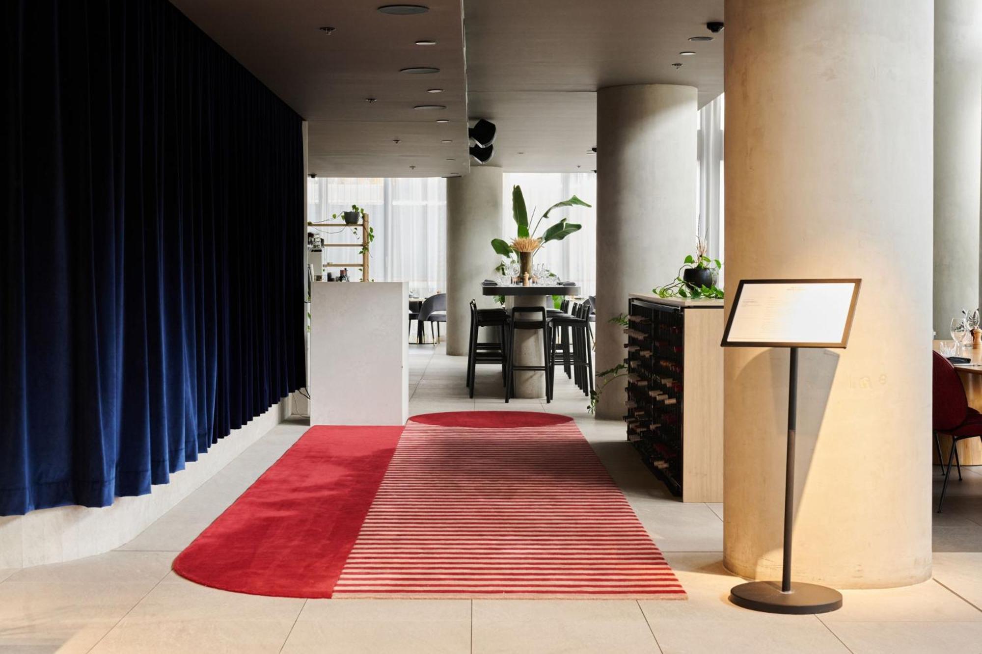 Midnight Hotel, Autograph Collection Canberra