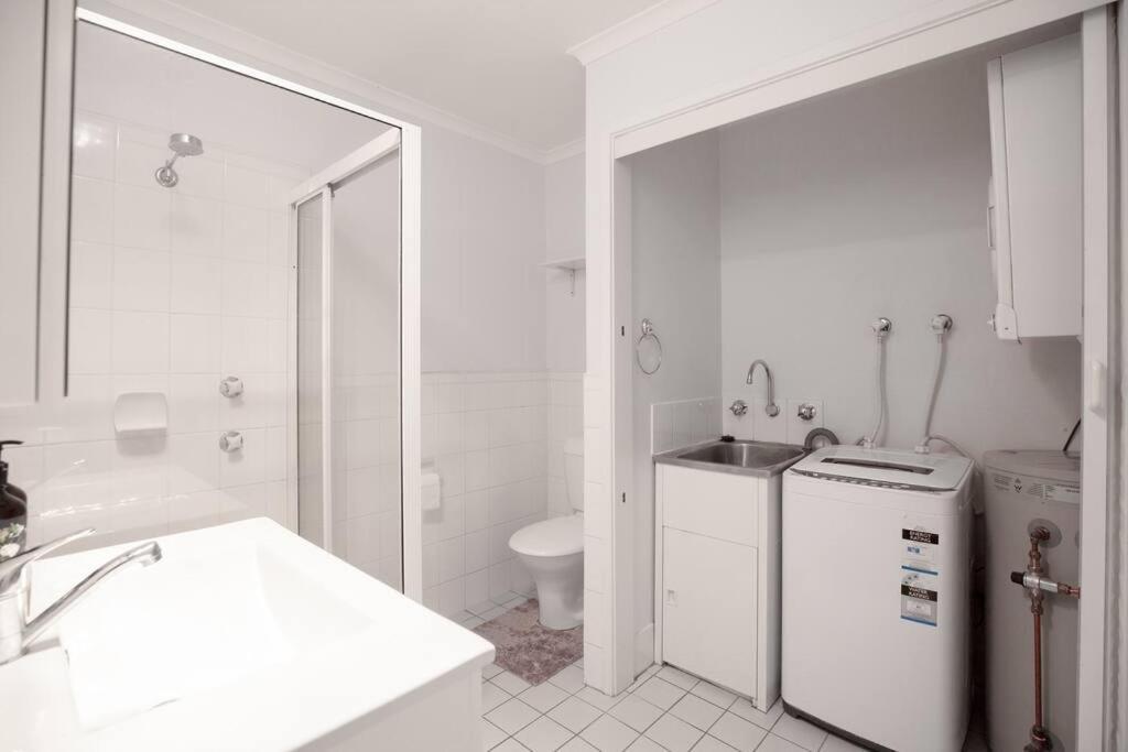 Apartment Lovely 2b With Free Wifi - The Blue Gum Canberra
