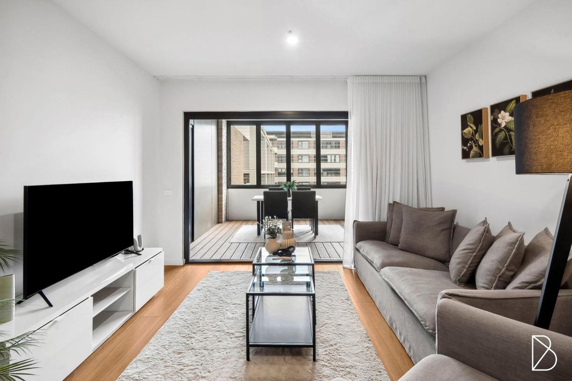 Modern Luxurious Unit In The Heart Of Dickson Canberra