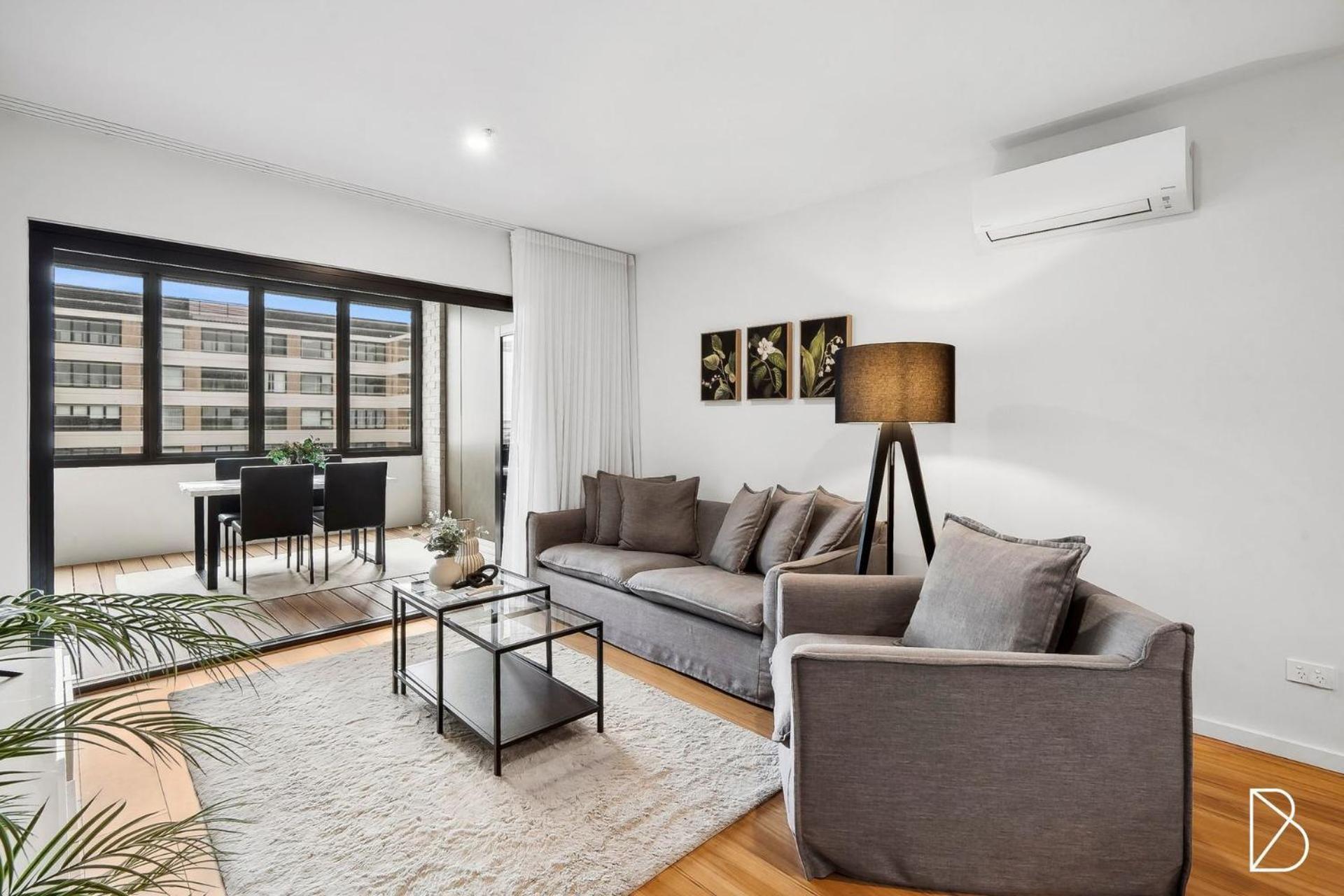 Modern Luxurious Unit In The Heart Of Dickson Apartment