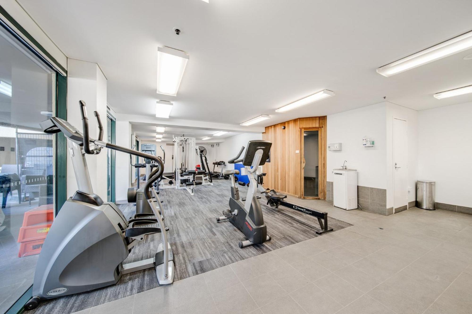 2-bed With Pool, Gym And Apartment