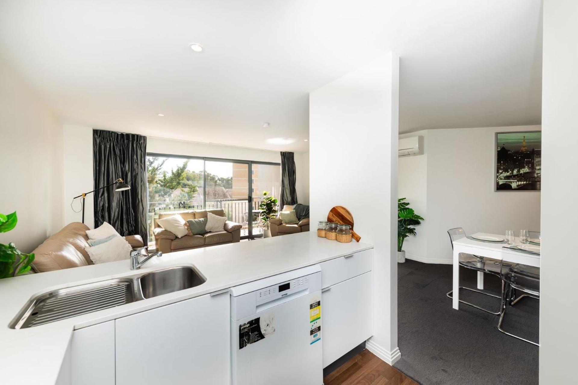 Griffin 180 Kingston Act Apartment