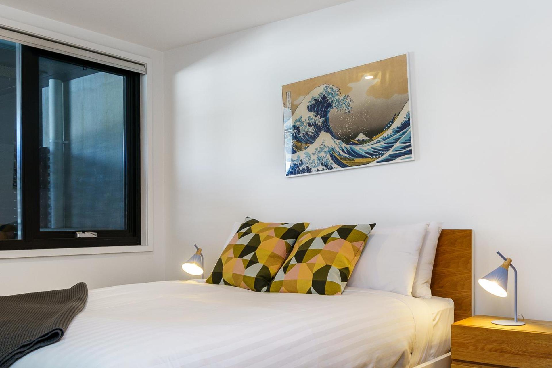 Cosy With Study In Braddon Apartment