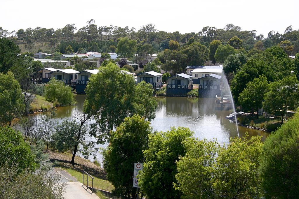Capital Country Holiday park 3*