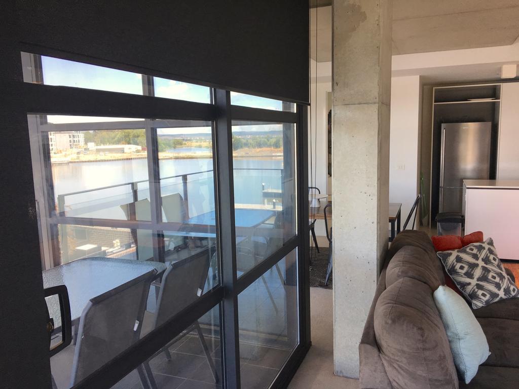 Boutique Deluxe Three Bedroom Kingston Foreshore *