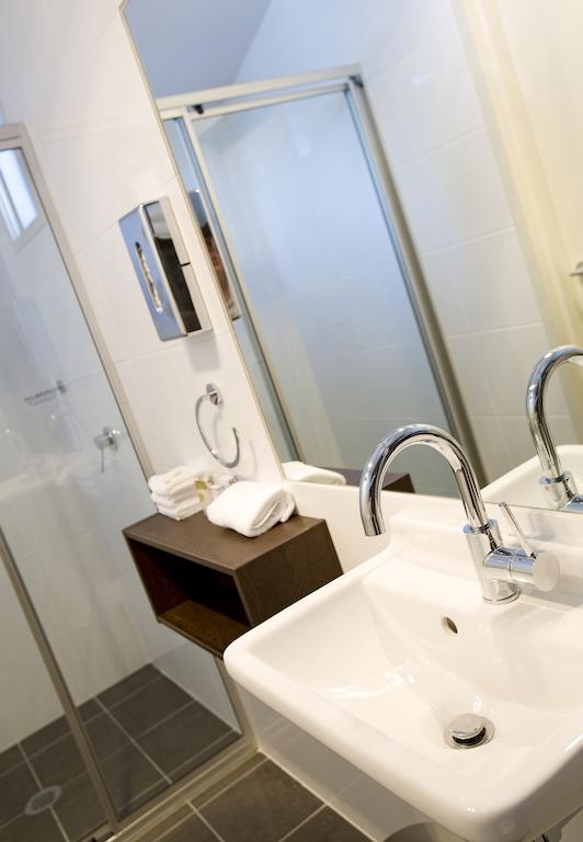 Hotel Ibis Styles Tall Trees Canberra
