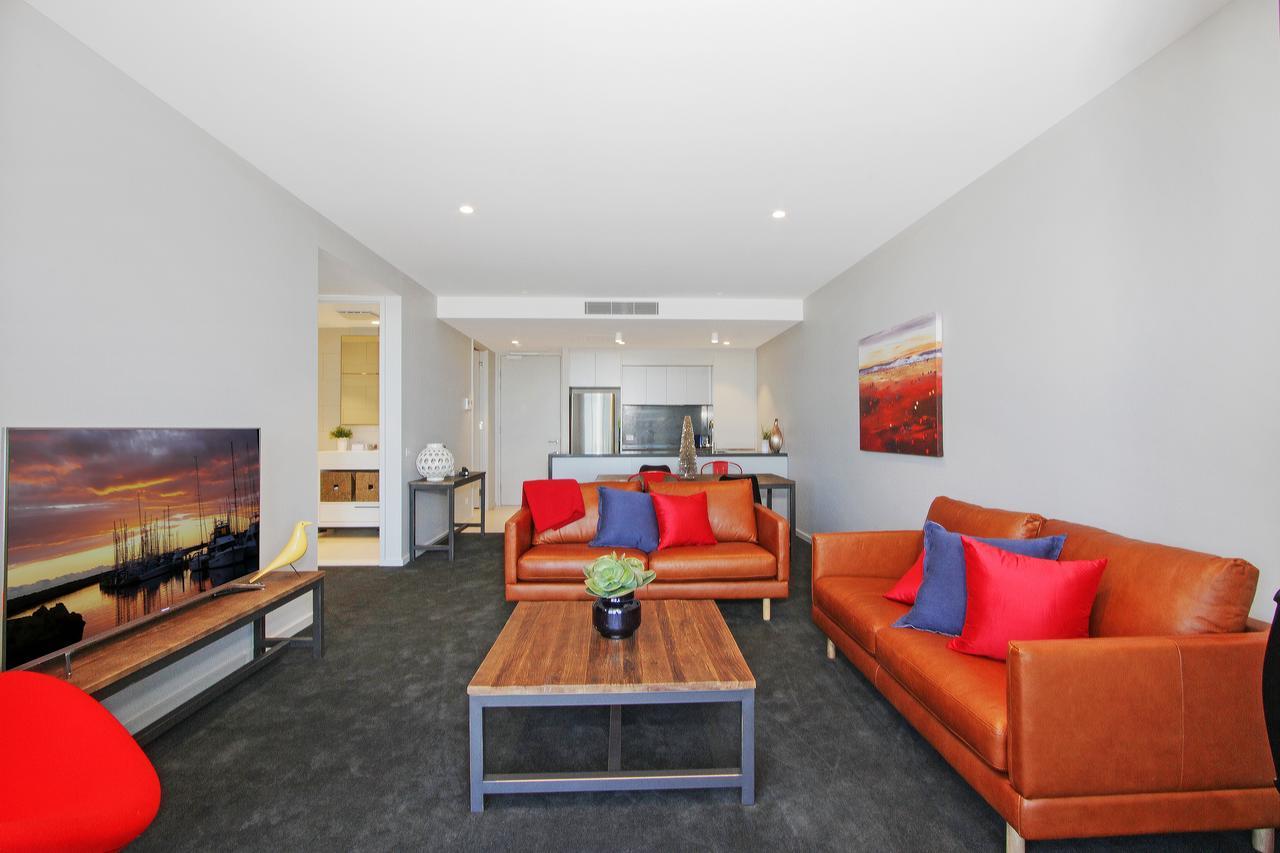 Pier 18 Kingston Act Canberra