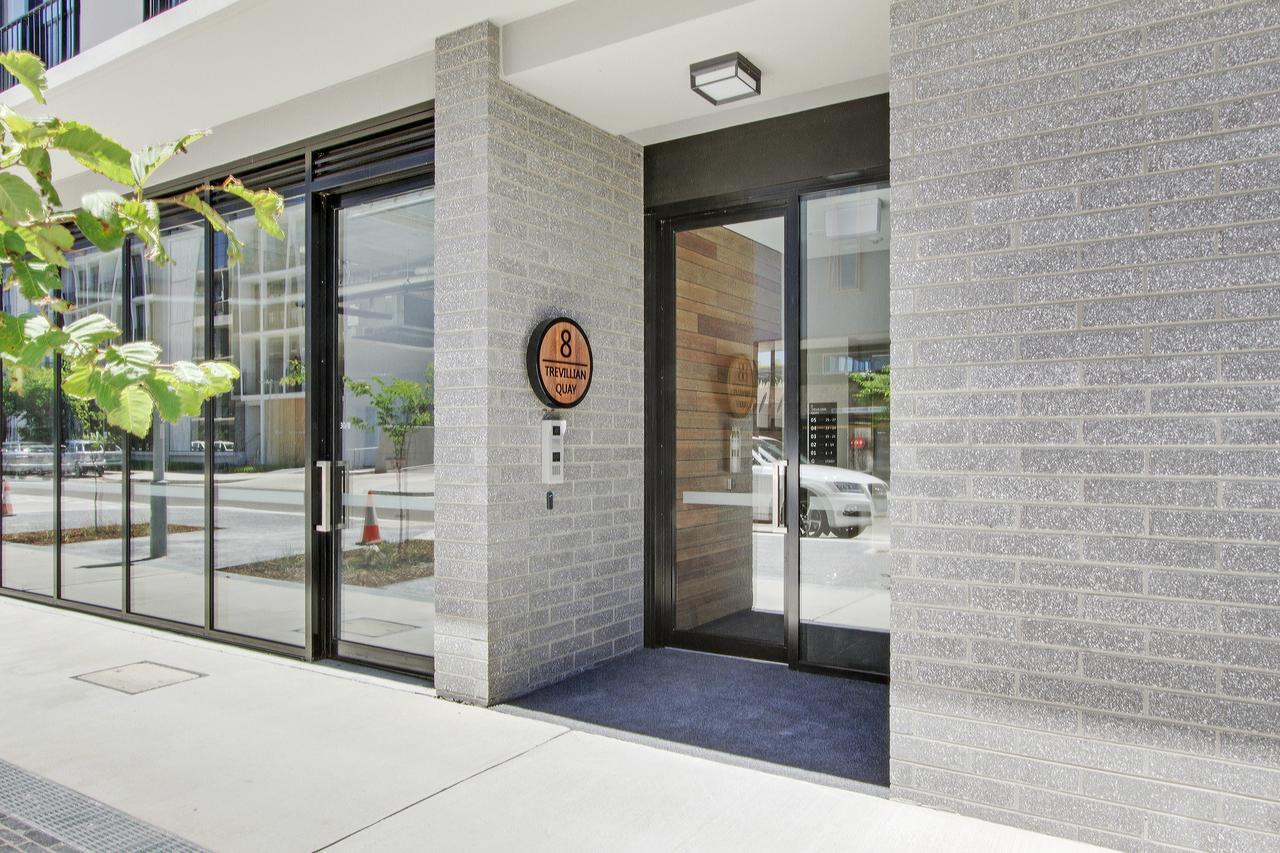 Apartment Pier 18 Kingston Act
